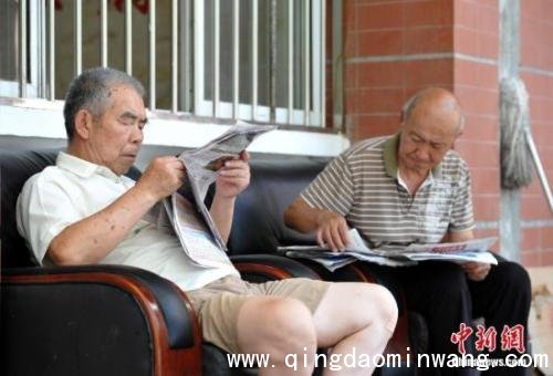 高龄退休人员、艰苦边远地区企业退休人员的养老金可以多涨一点。(资料图)中新社记者 张畅 摄